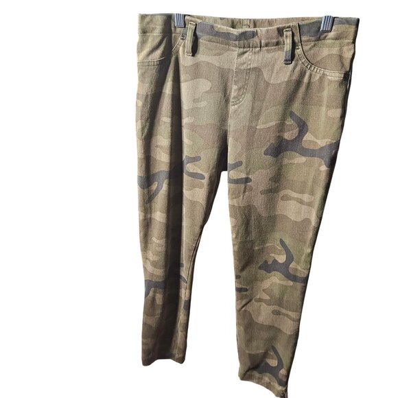 Camouflage Slim Fit Pants By Time And Tru - Picture 1 of 5